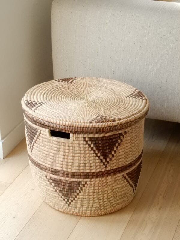 Storage basket with African pattern and flat lid - Image 4
