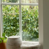 White basket set