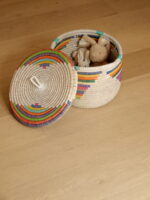 Medium storage basket with beautiful color shades - Image 3