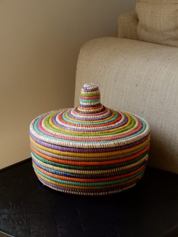 Tajine basket with a beautiful color pattern - Image 2