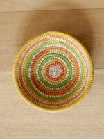 Colored wicker bowl - Image 2