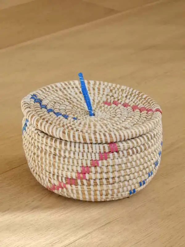 Rond mandje met roze/blauw accent - Afbeelding 4