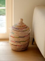 Medium basket with pointed lid and spiral color pattern
