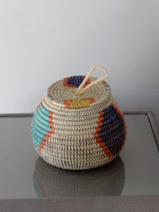 Rond kleurrijk mandje - Afbeelding 2