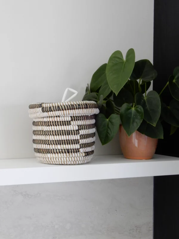 Brown-white basket - Image 2