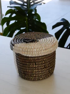 Brown-white basket - Image 2