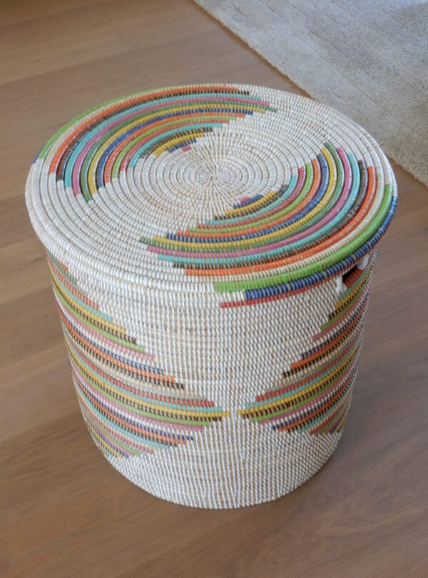 Large storage basket with diamond colour pattern - Image 4