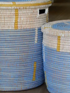 Unieke mandenset met blauw, witte en gele kleurtint - Afbeelding 2