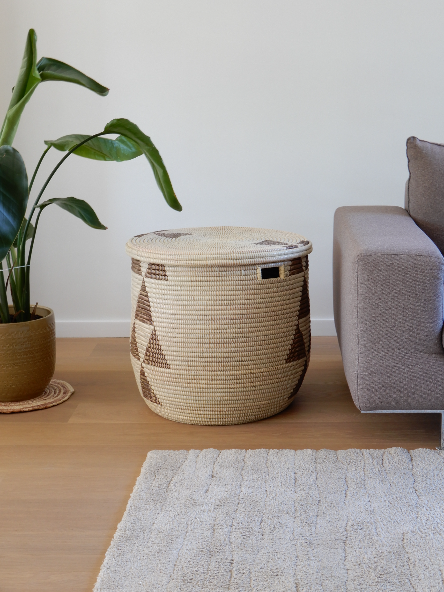 Large basket with triangle accent